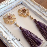 【送料無料】*purple*❤️ドロップビーズのフラワー＆タッセルの樹脂ポストピアス/ばね式イヤリング❤️