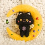 羊毛フェルト　月にのった黒猫天使さん