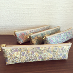 スマートペンケース  小花柄 ＜Beige＞