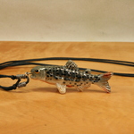 ヤマメ　陶芸作品 ペンダント　（陶 さかな アクセサリー）