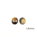 べっ甲風プチピアス