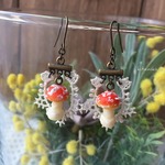 ベニテングダケのピアス