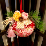 お正月の玉飾り（赤）