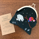 刺繍がま口財布