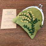  刺繍がま口財布
