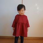 １２月SALE価格★プチプラ★　シンプル　※１点のみ　クリスマスカラーのワンピース　ボルドー　赤　レッド　90サイズ目安　星のブローチのおまけつき♡