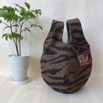 コロコロ＊茶色の虎柄バッグ🐯