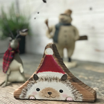 ハリネズミサンタの置物