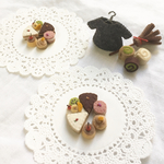 フェルトのちいさいケーキセット。