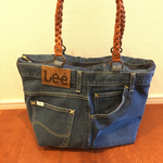 デニムリメイクバッグ  編み持ち手