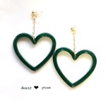  green︎ オープンハートフープピアス・イヤリング