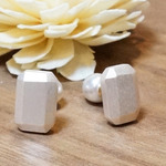 【再々・・販☆】ウッドパール（ホワイト）＆パールキャッチピアス