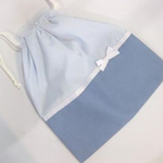 大きい巾着袋　 水色ストライプ×白リボン
