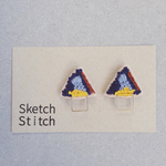 navy×triangle刺繍ピアス