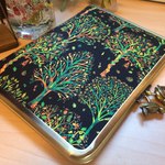 【mi〇様】リバティがま口マルチケース通帳・お薬手帳ケース　リバティ　ザアーティスツツリー
