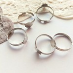 再販７✩１０個入＋a台座付きリング/指輪　シルバー　色彩屋吉宗
