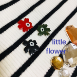 セール中★ちっちゃなマリメッコ風お花の★イヤリング／ピアス