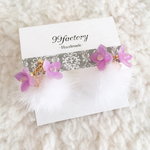 小さなお花のファーピアス&イヤリング（ホワイト×パープル）