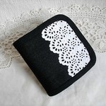 アンティークレース＆黒リネン二つ折り財布