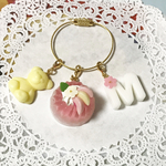 2way!イニシャル入り☆桃ゼリーとくまグミキーホルダー