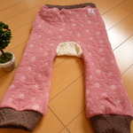 【再販】〔サイズ80〕雪の結晶柄（ピンク）のモンキーパンツ