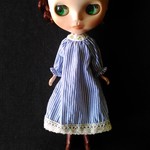 ブライス服★ヨーク刺繍ワンピ★シロツメクサ★ブライスアウトフィット★クローバー