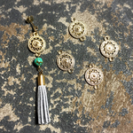【4個】デザイン  コネクター   金具  (ゴールド)   