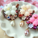 蝶舞う桜とクリスタライズのヘアクリップ