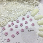 小花・ネイル・ミニサイズ・樹脂・薄パープル・レジン素材・材料、イヤーカフに