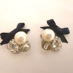navy blue おリボンビジューピアス・イヤリング