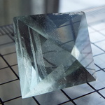 研磨済み♪天然石フローライト八面体結晶♪リーズナブル版♪
