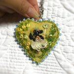🌿💛🐶🌿ミニ薔薇と小さなバレリーナチャーム