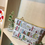 可愛いパンダ＆BOOK柄のポーチ