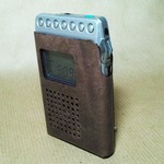 ポケットラジオ用　革ケース（SONY ICE-R530V/R550V、牛・焦茶）