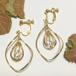 しずく×ツイストフープのピアス・イヤリング