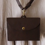■【　牛革のIDcardケース / neck stlap /Db.oil　】