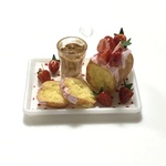 hand made ミニチュアドールハウス つぶつぶ苺のパウンドケーキ