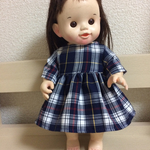 紺色の長袖ワンピース