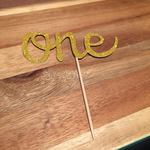 ＜1番人気＞ファーストバースデー　スマッシュケーキ用ケーキトッパー「one」