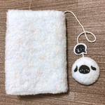 ふわもこ 羊 さん 🐑 の ブックカバー 
