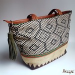 ヴィンテージ　キリム & レザー トート バッグ ＊ front kilim back leather caramel brown