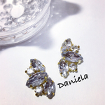 キャッツアイストーンのビジューピアス