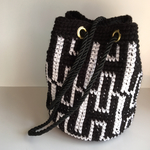 ニットバケツ巾着ショルダーバッグ ジオメトリック