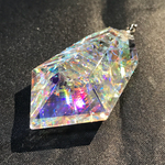 虹の結晶ペンダント  矢じりタイプ  FY-010