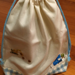 手刺繍入り 中ポーチ♬