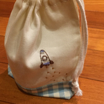 手刺繍入り 小ポーチ♬