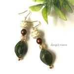 300円☆オーバル(ビリジアン)☆アジアン柄ホワイトのピアス/イヤリング