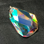 虹の結晶 涙型 ビビッド ペンダントトップ VD-050