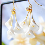 ✿ white calla lily のイヤリング ✿【 母の日 に 】