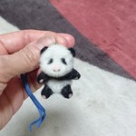 ちびちびぶら～ん babyパンダ②  羊毛フェルト